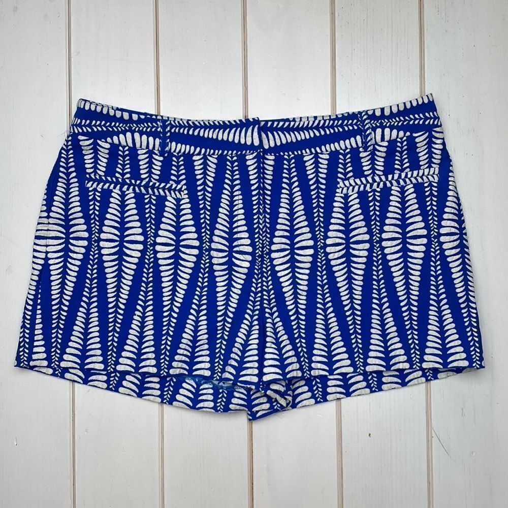 Tara Jarmon Blue and White Patterned Women Shorts